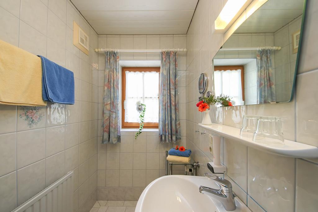 Appartamento Haus Breithornblick Maria Alm am Steinernen Meer Esterno foto