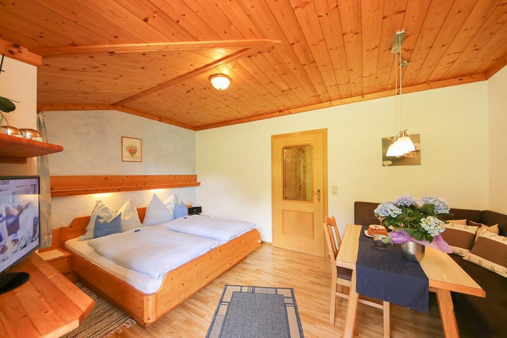 Appartamento Haus Breithornblick Maria Alm am Steinernen Meer Esterno foto